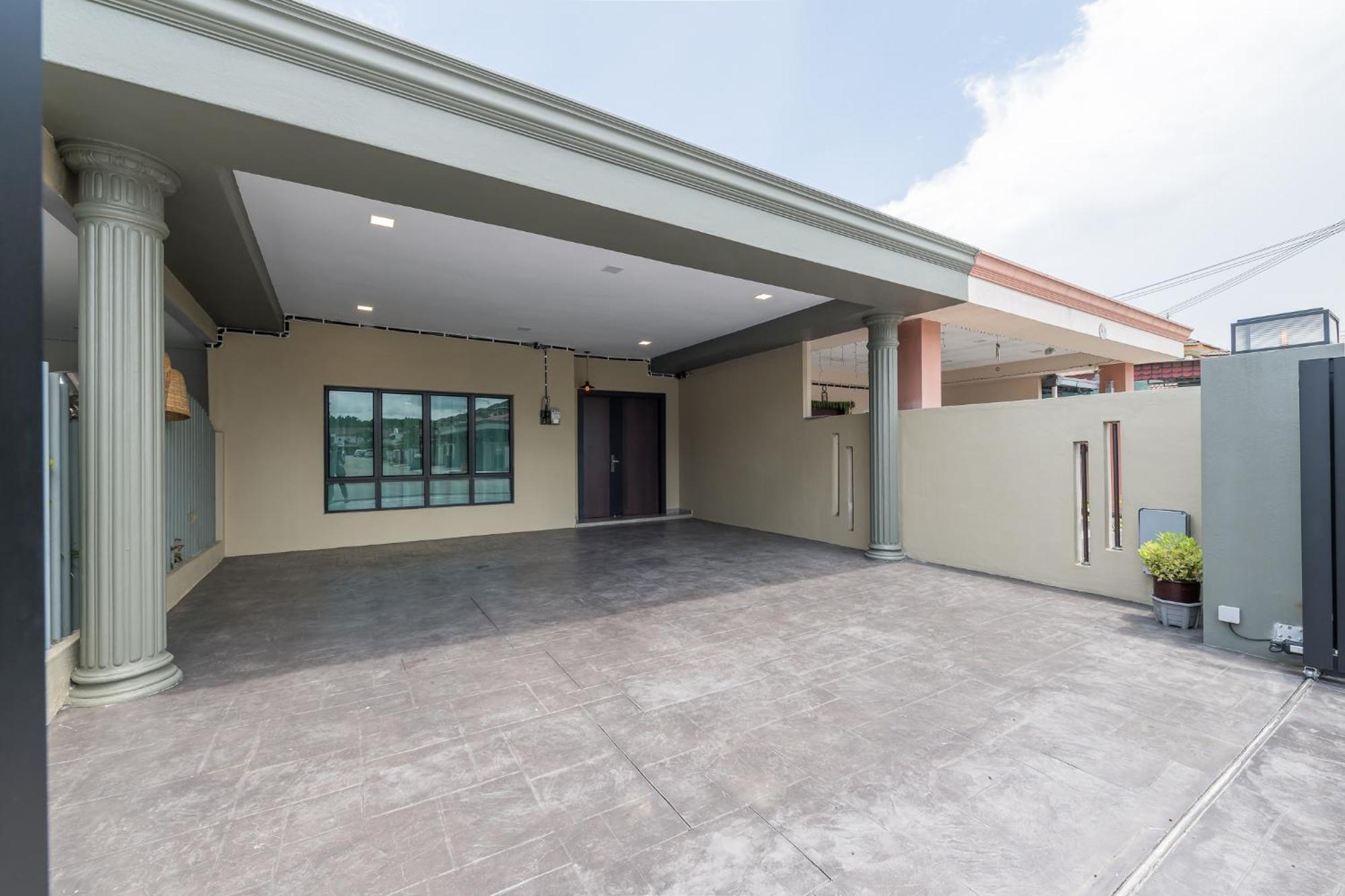 Klang Bukit Tinggi Unique Design With Outdoor Cafe Up To 12Pax Villa Exterior photo